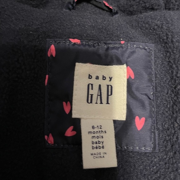 Baby Gap fleece lined snowsuit - Picture 2 of 3